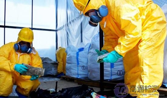 對(duì)抗固體顆粒物防護(hù)服