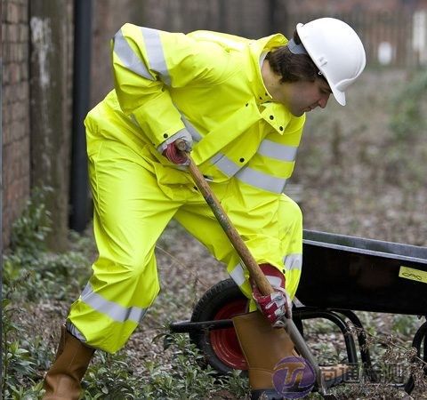 防雨防護服